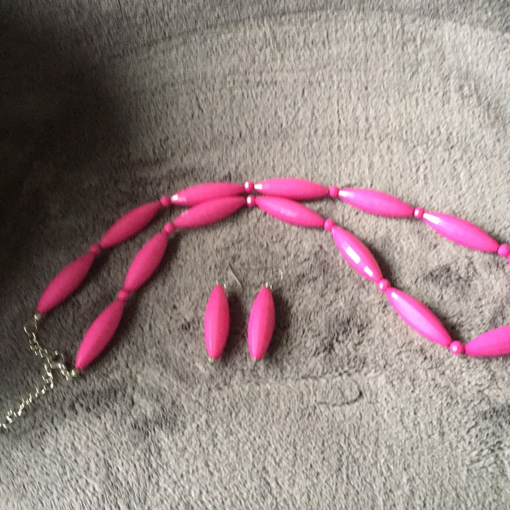 Necklace & Earring Set
